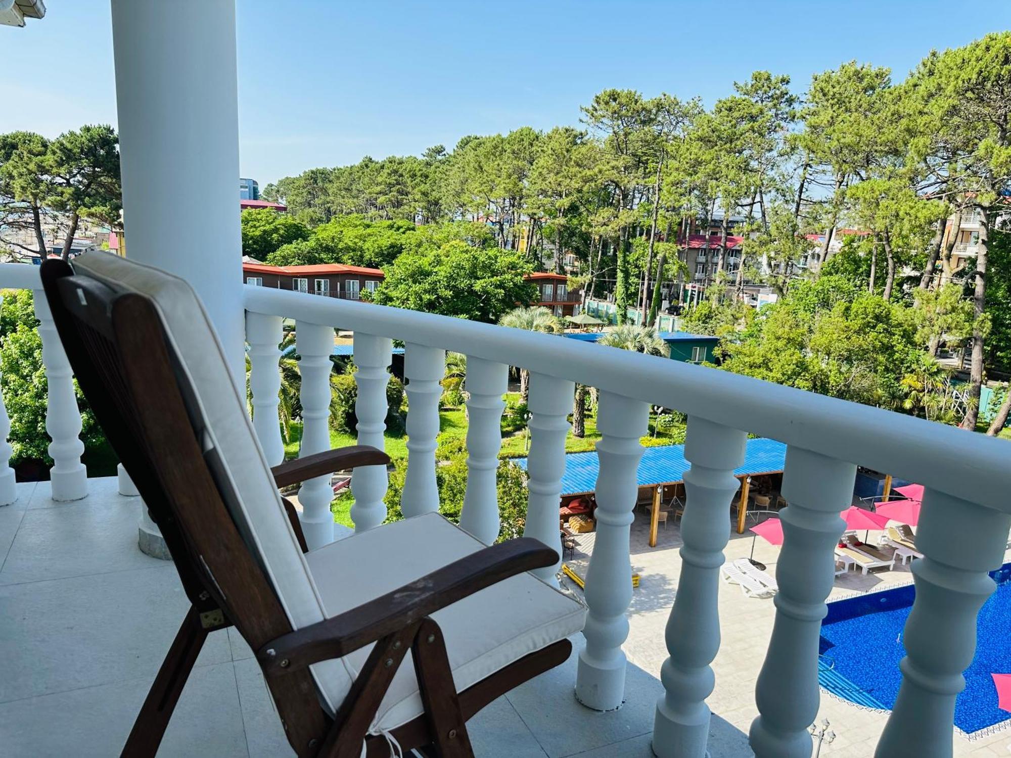 Claude Monet Beach Hotel Ureki Exteriér fotografie