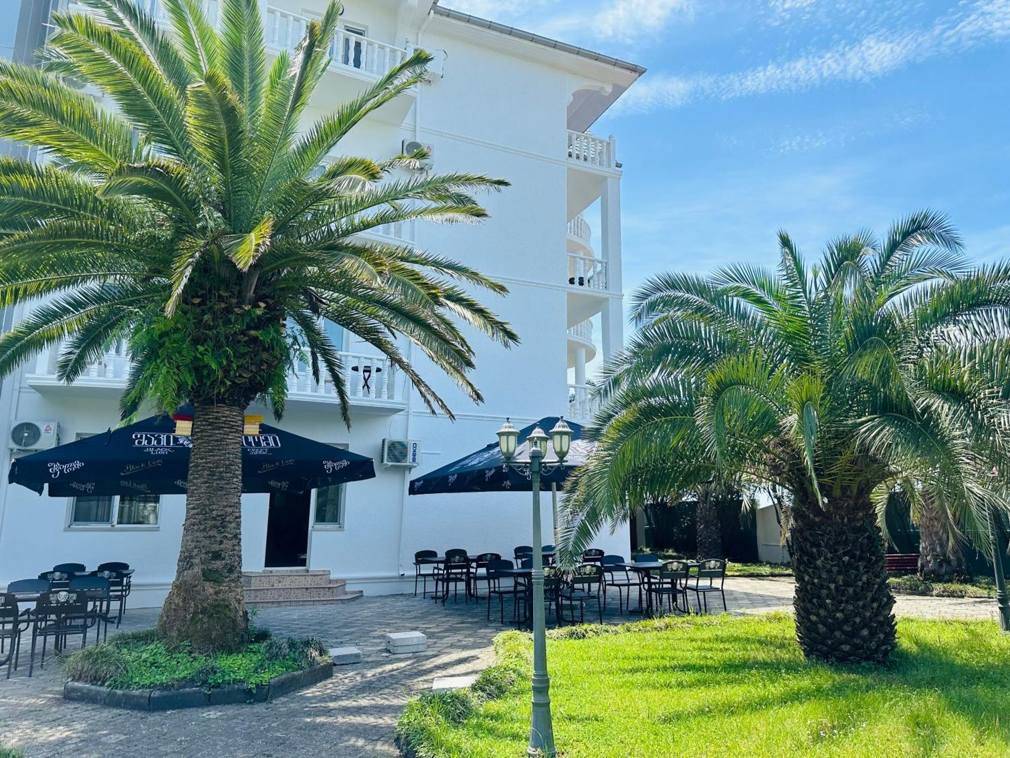Claude Monet Beach Hotel Ureki Exteriér fotografie