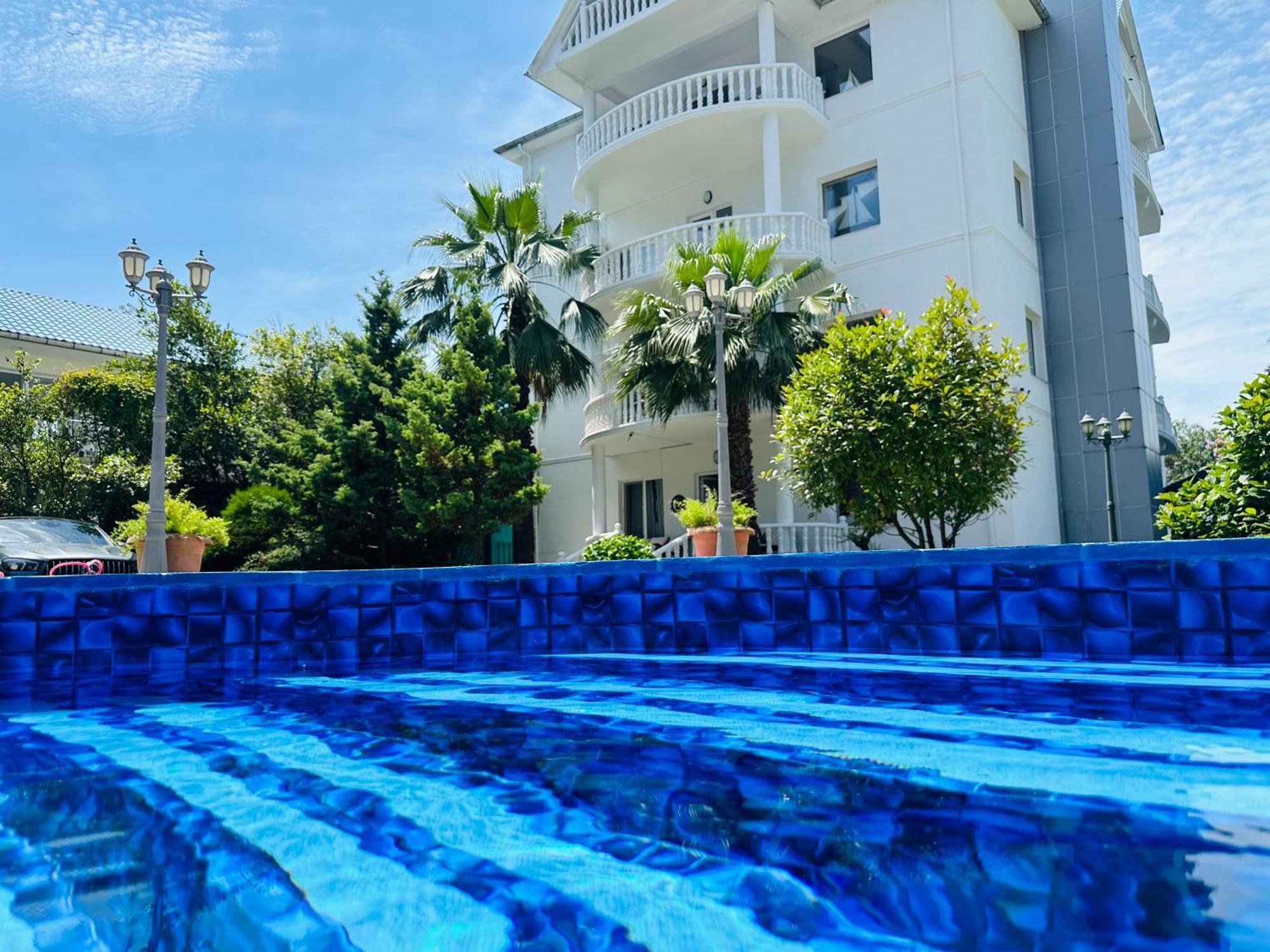 Claude Monet Beach Hotel Ureki Exteriér fotografie