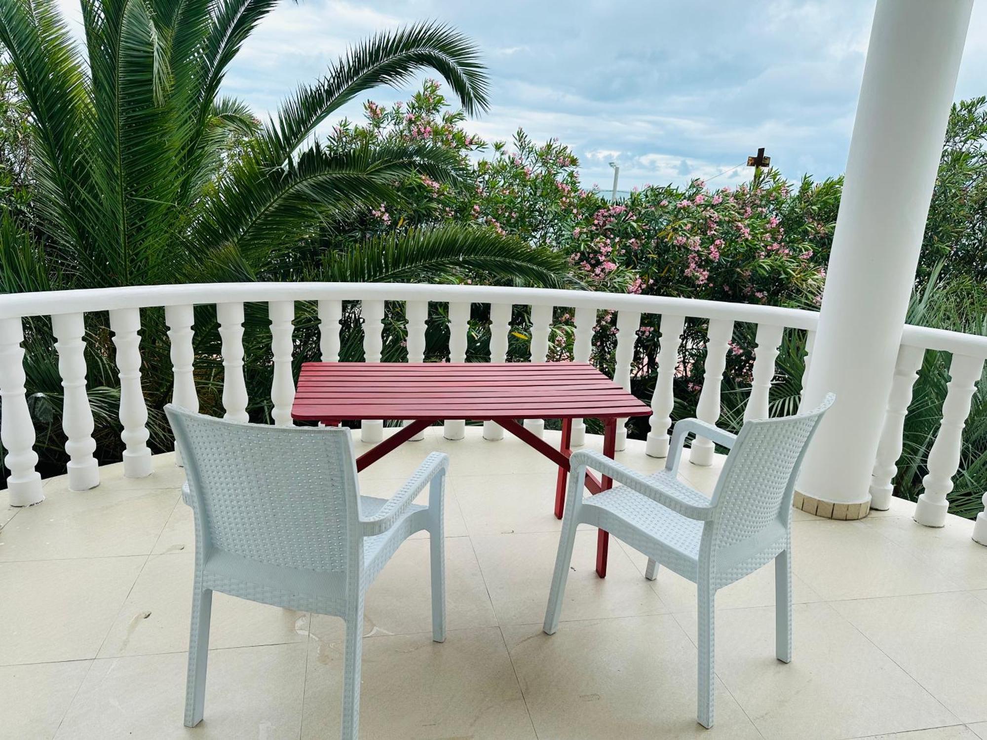 Claude Monet Beach Hotel Ureki Exteriér fotografie